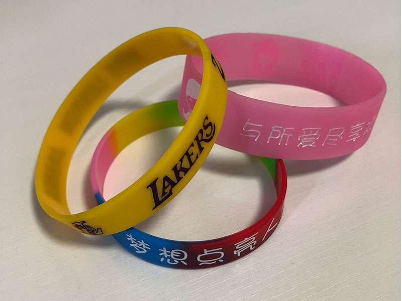 Silicone wristband